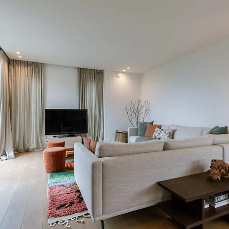Huswell - Luxury For 8 Guests Near The In *